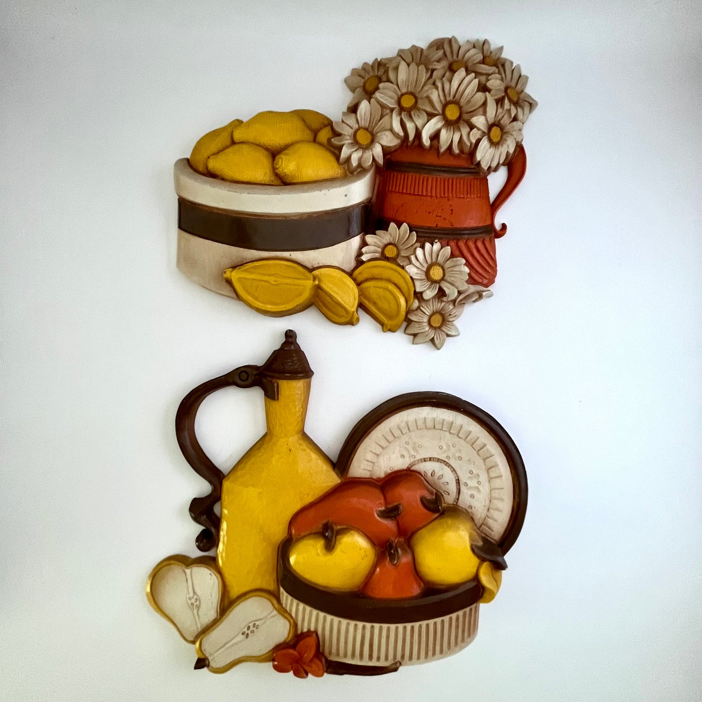 1981 Syroco Fruit & Flower Wall Plaques