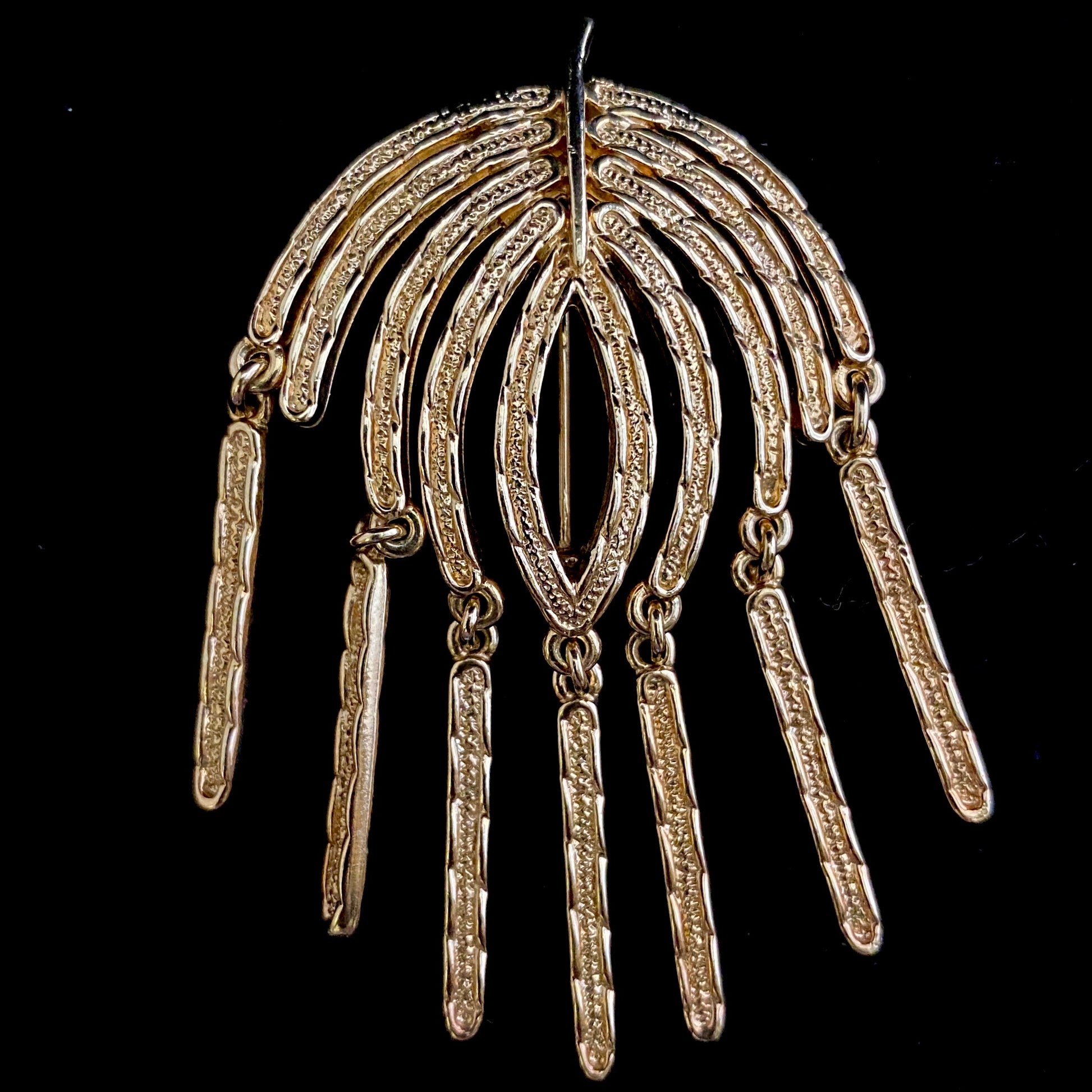 1976 Sarah Coventry Sunburst Brooch - Retro Kandy Vintage