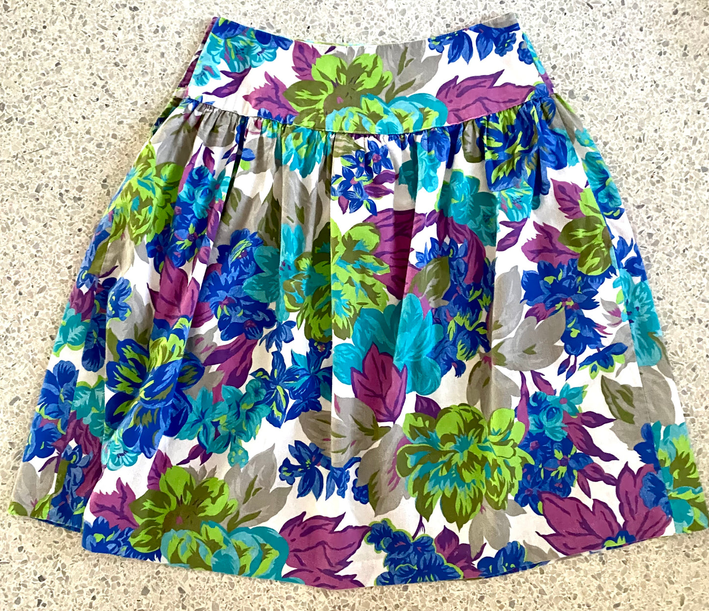1980s Heather Gray Flowered Yoke Skirt