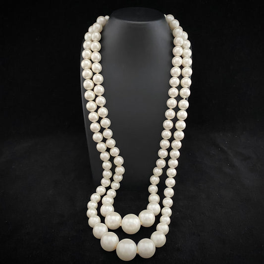 1960s Japan Hand-Knotted Faux Pearl Necklace