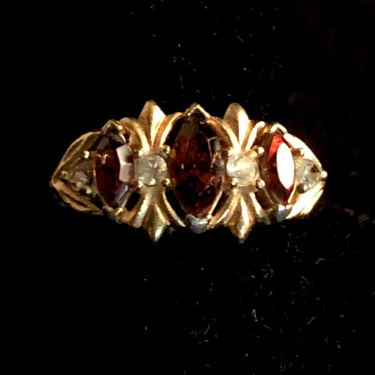 1973 Avon Royal Occasion Ring - Retro Kandy Vintage