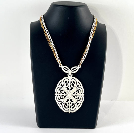 Late 60s/ Early 70s White Enamel Pendant Necklace