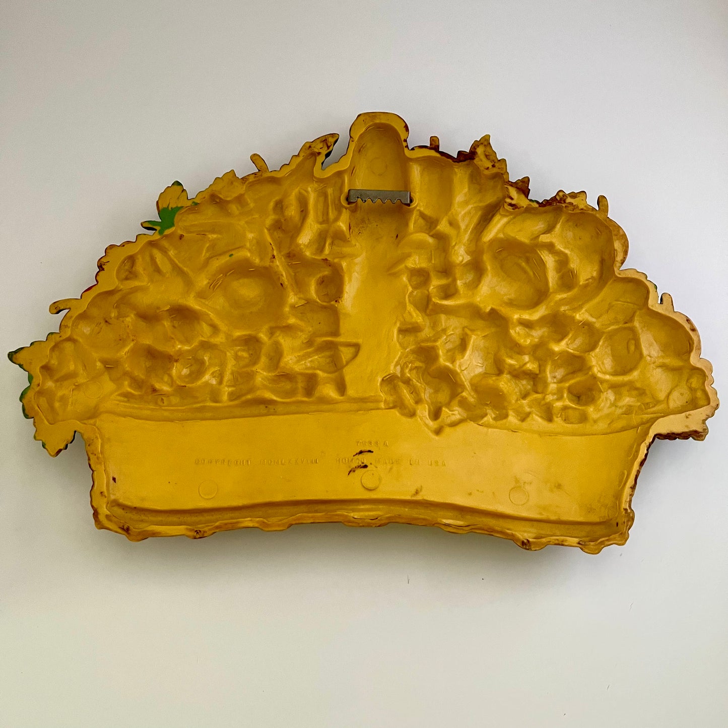 1978 Homco Fruit & Nut Wall Plaque