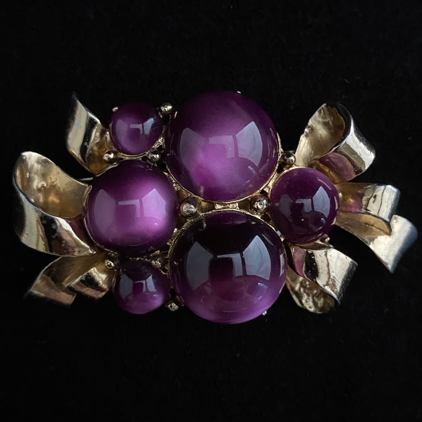 Late 40s/ Early 50s Coro Cabochon Brooch - Retro Kandy Vintage