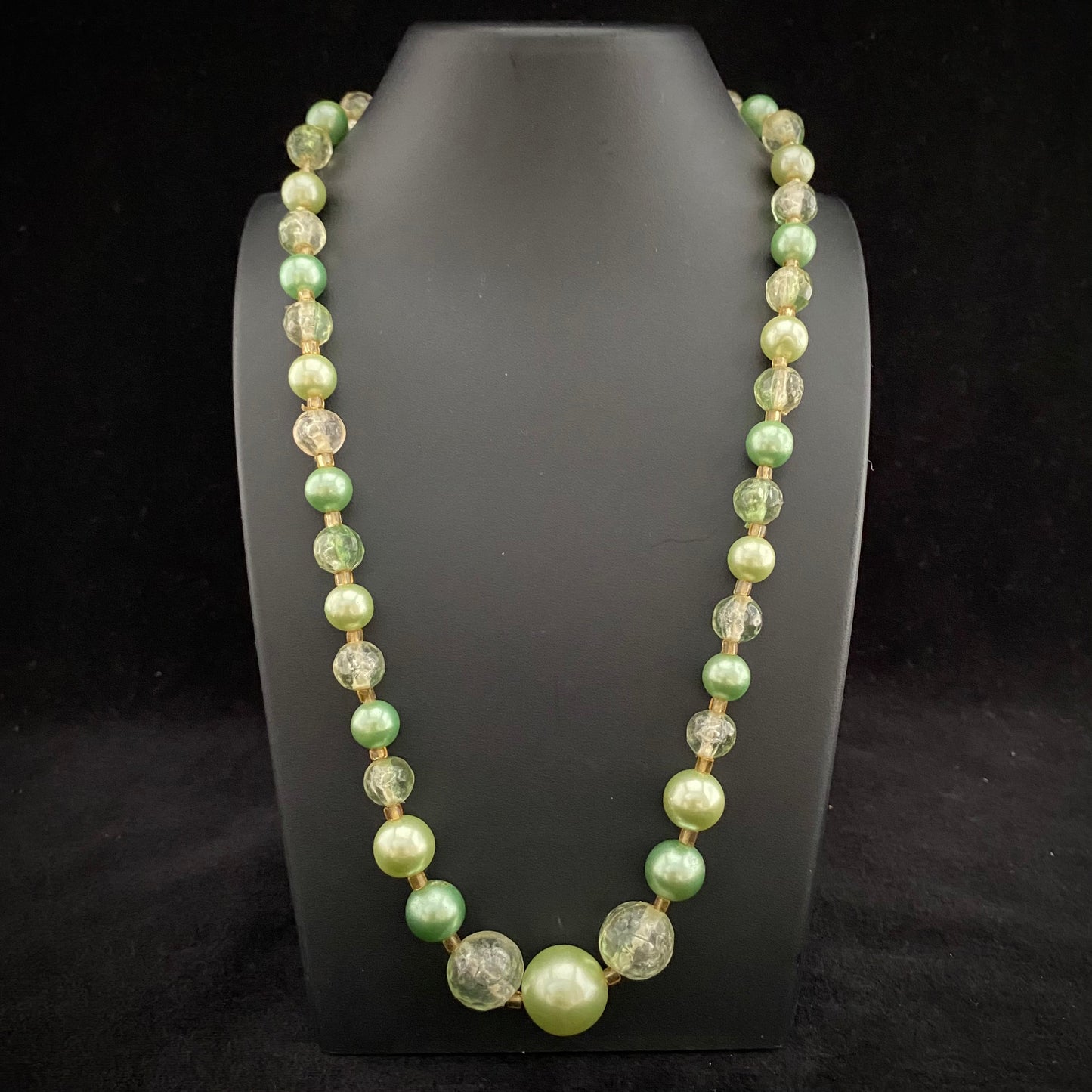 1960s Japan Green Beaded Necklace