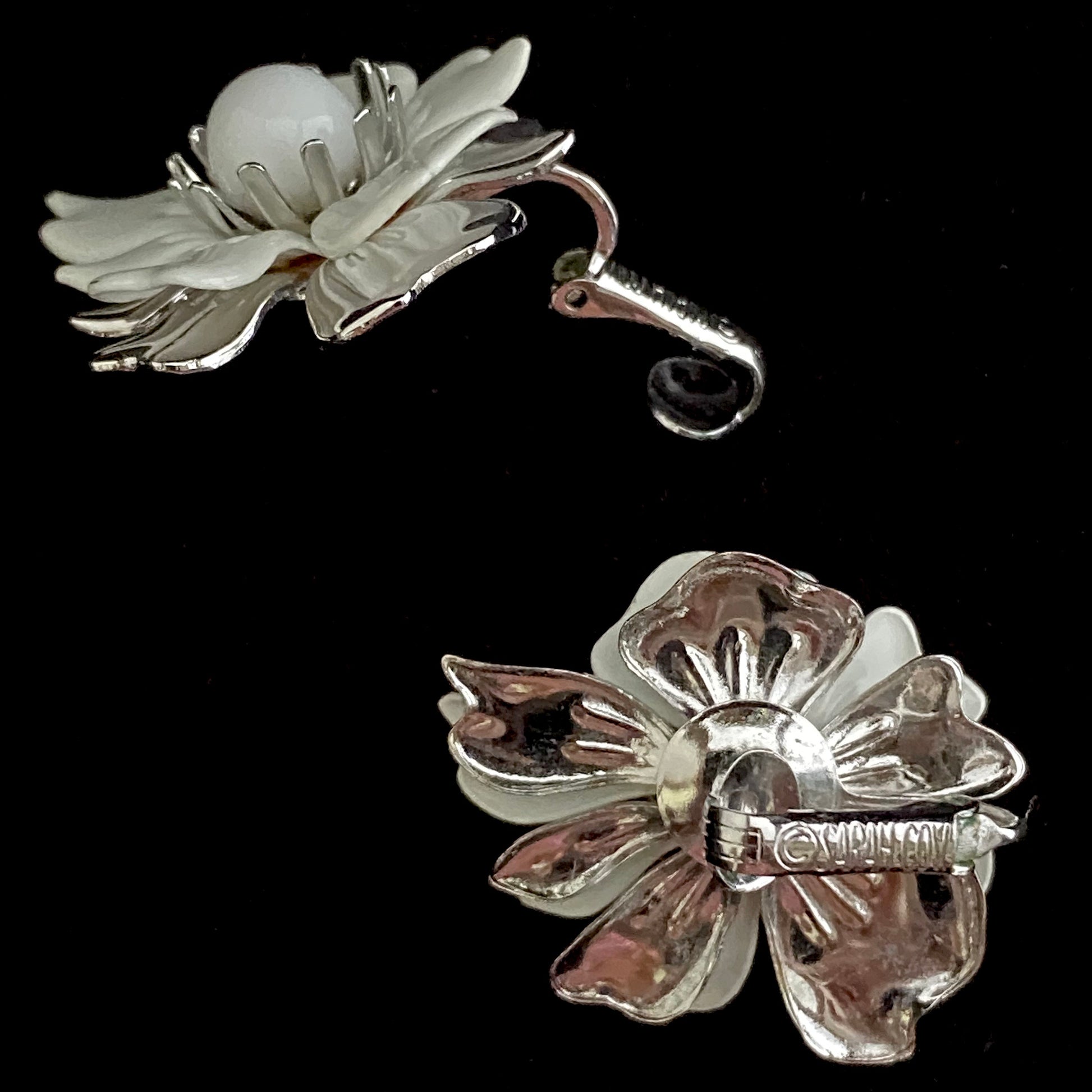 1970s Sarah Coventry New Summer Magic Earrings - Retro Kandy Vintage