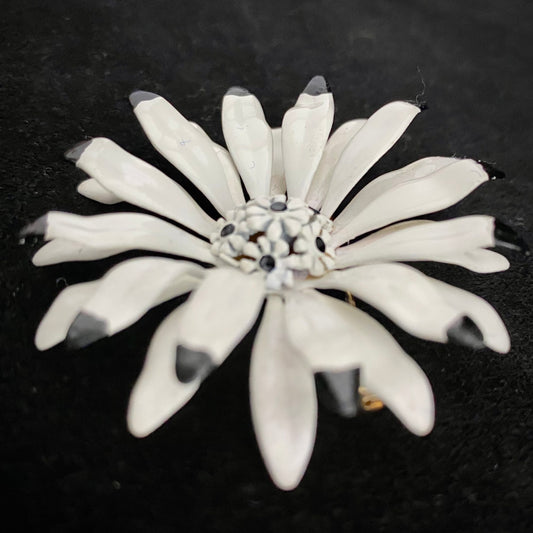 Late 60s/ Early 70s Enamel Flower Brooch