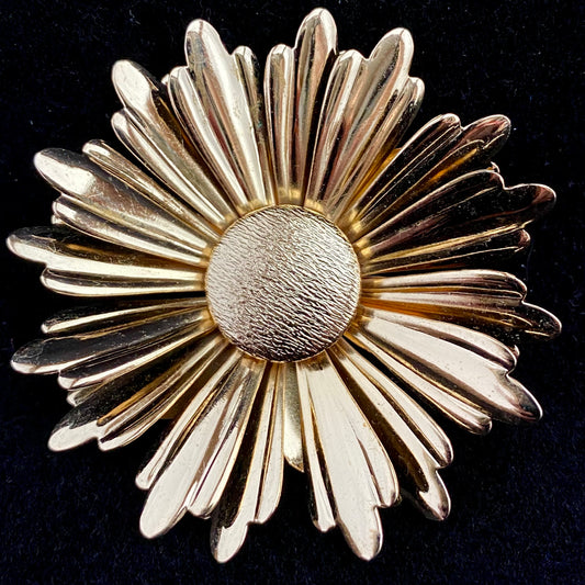 1969 Sarah Coventry Sunflower Brooch