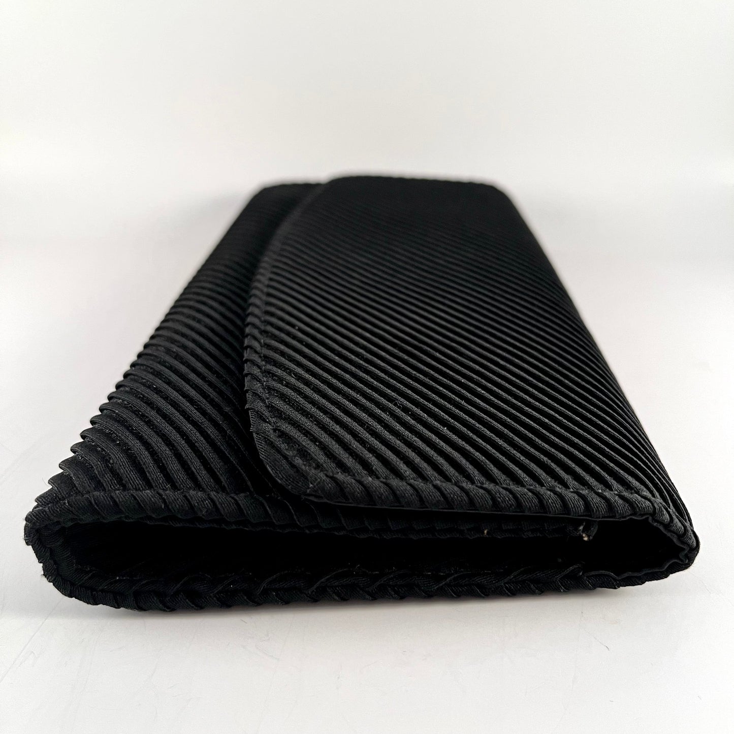 1960s JR U.S.A Black Clutch