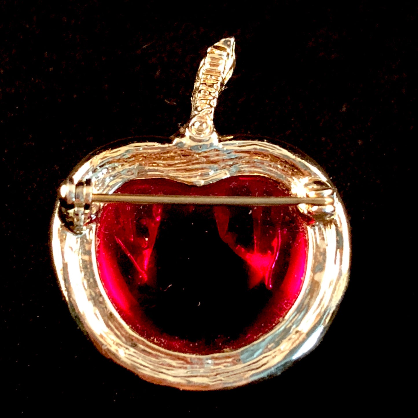 1972 Sarah Coventry Burgundy Brooch - Retro Kandy Vintage