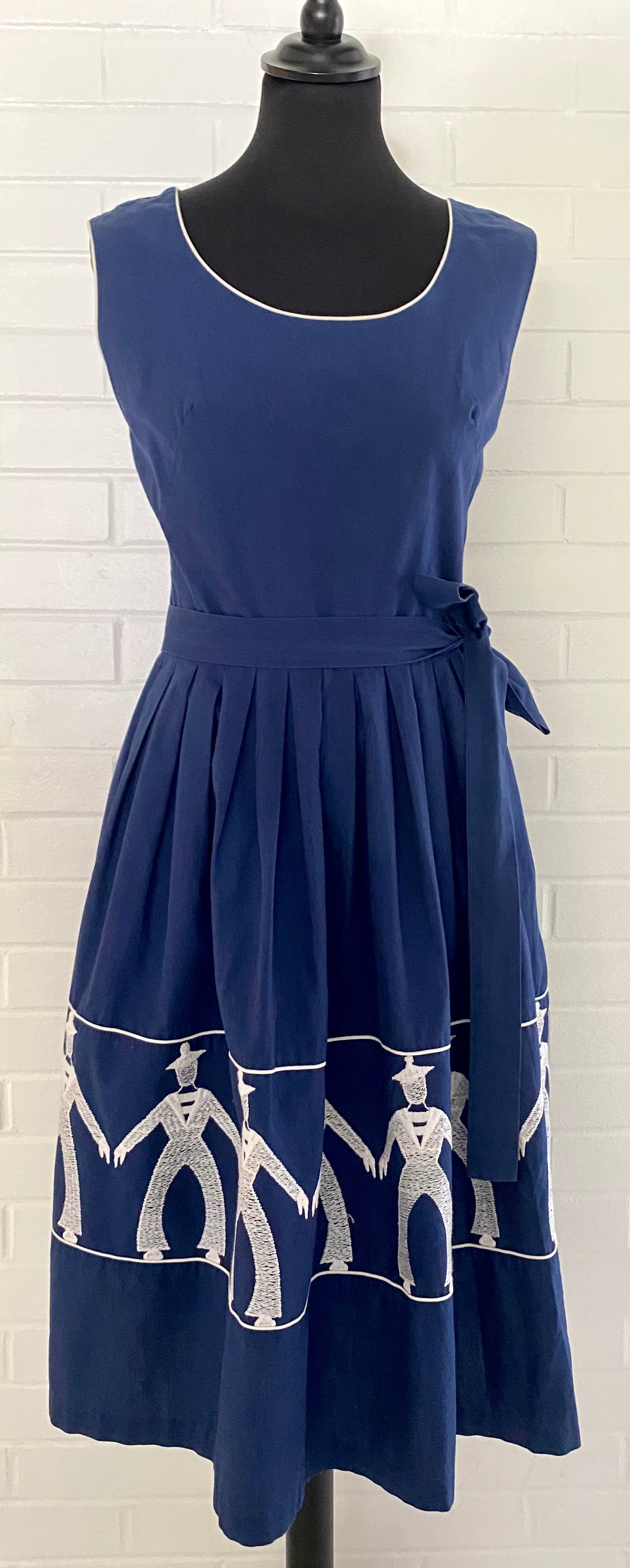 1950s Swirl Apron Dress
