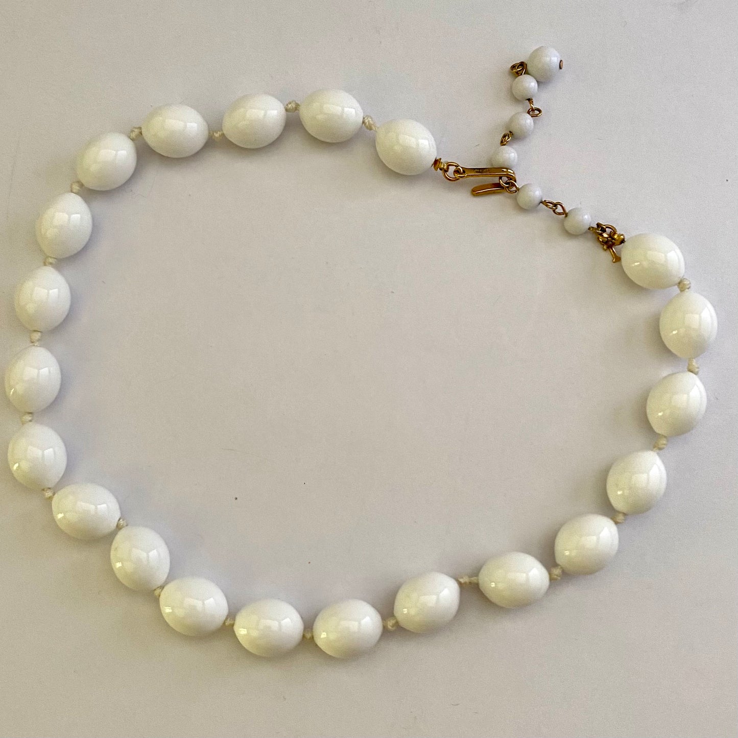 1950s Trifari Hand-Knotted Bead Necklace